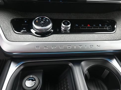 New 2025 Ford Expedition Tremor image 27