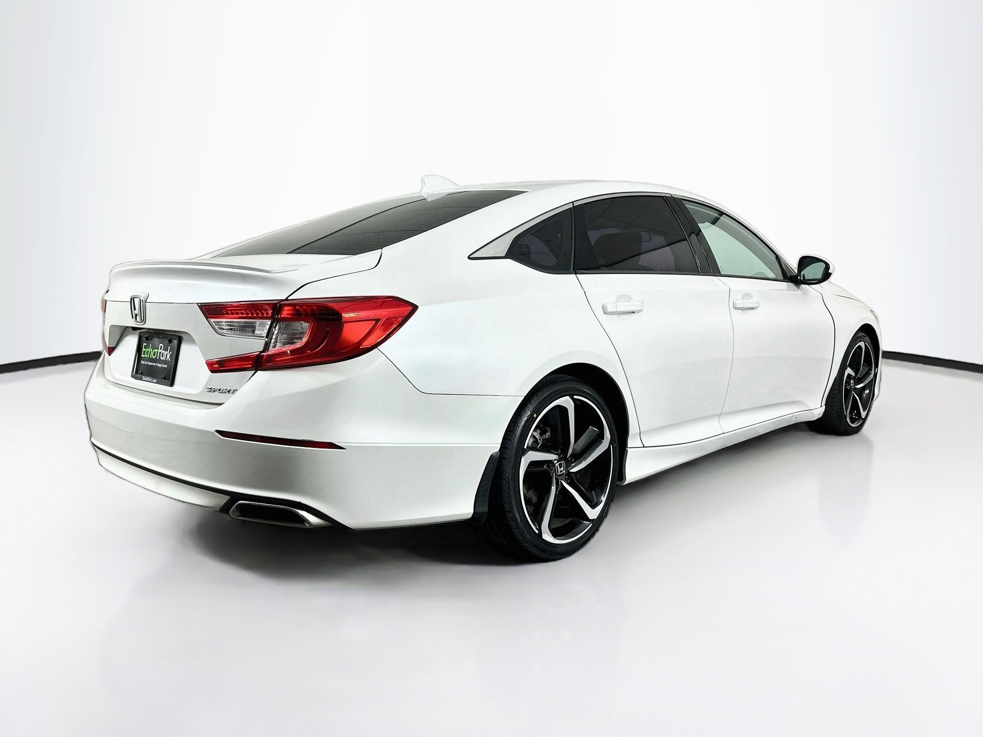 Used 2019 Honda Accord Sport image 9