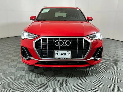 Used 2022 Audi Q3 2.0T Premium Plus w/ Premium Plus Package AWD/4WD image 3