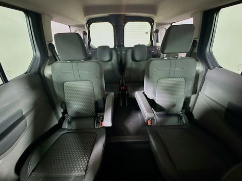 Used 2022 Ford Transit Connect XLT FWD image 13