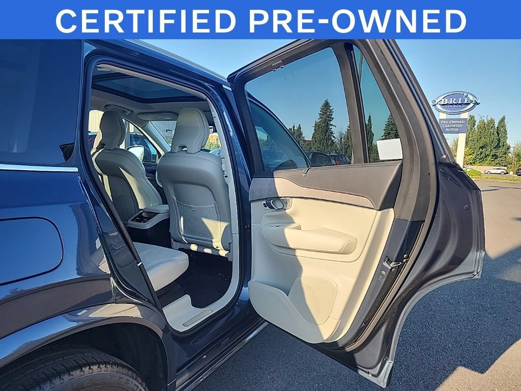 Certified 2024 Volvo XC90 B6 Ultimate w/ Protection Package Premier AWD/4WD image 17