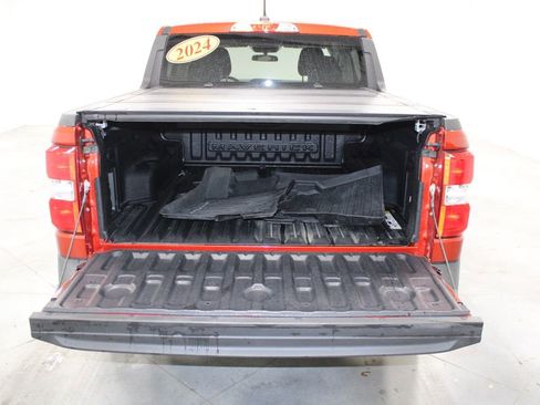Used 2024 Ford Maverick XLT w/ XLT Luxury Package image 17