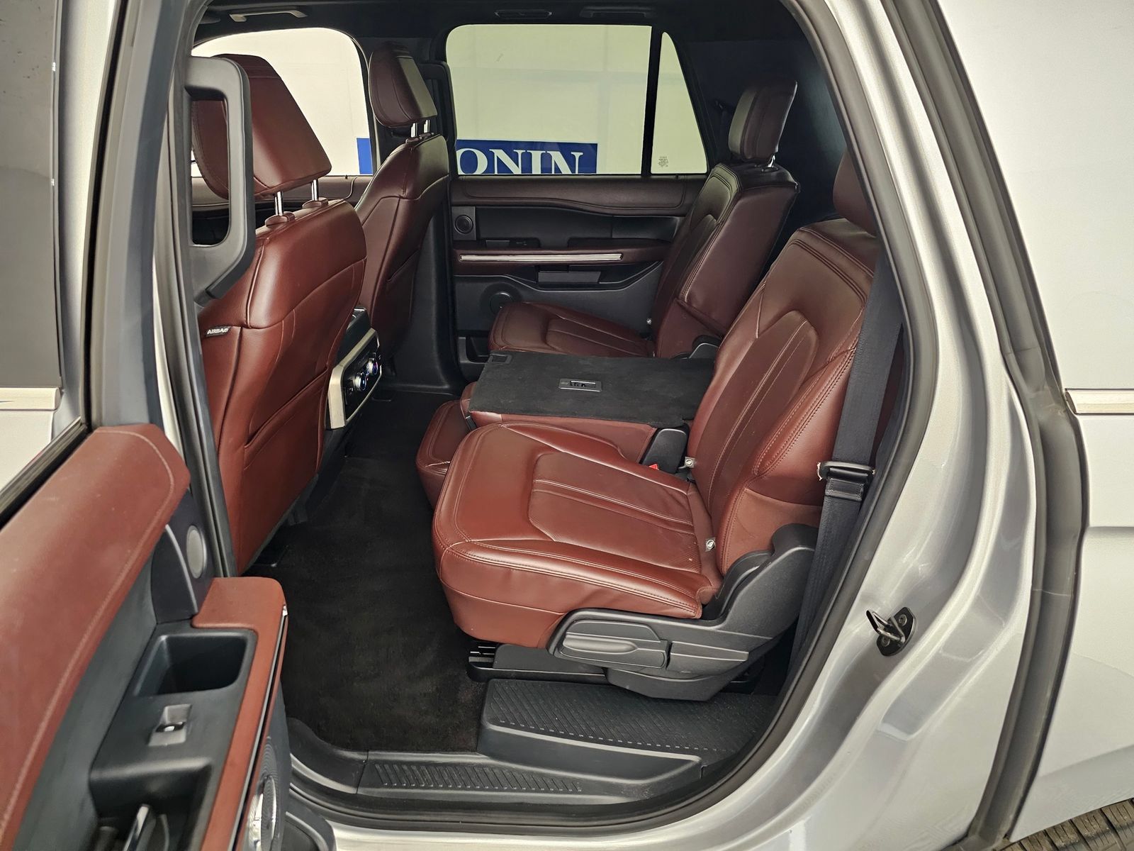 Used 2022 Ford Expedition Max Limited AWD/4WD image 32