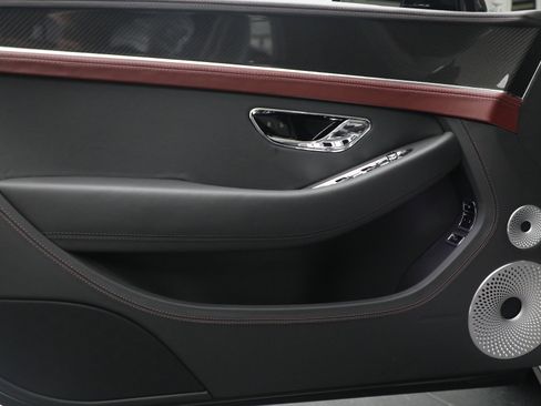 Certified 2023 Bentley Continental GT V8 image 33