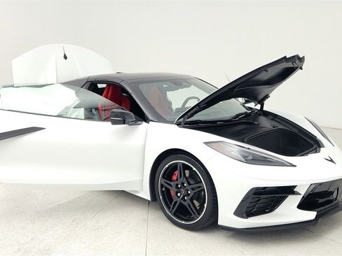 Certified 2024 Chevrolet Corvette Stingray Preferred Conv w/ Battery Protection Package image 10