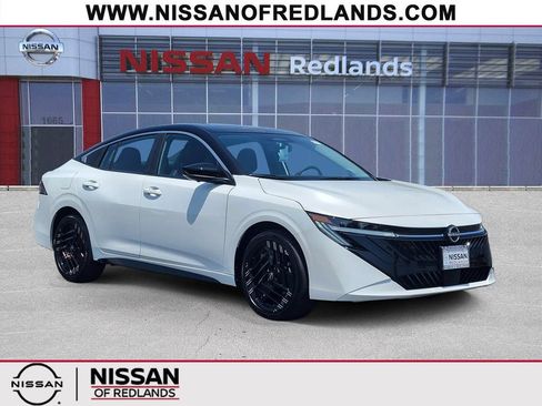 New 2026 Nissan Sentra SR w/ SR Premium Package FWD image 1