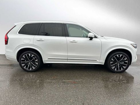 New 2026 Volvo XC90 B6 Ultra image 2