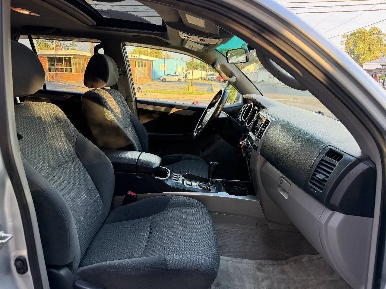 Used 2003 Toyota 4Runner Sport AWD/4WD image 31