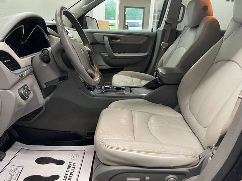 Used 2015 Chevrolet Traverse LT AWD/4WD image 15