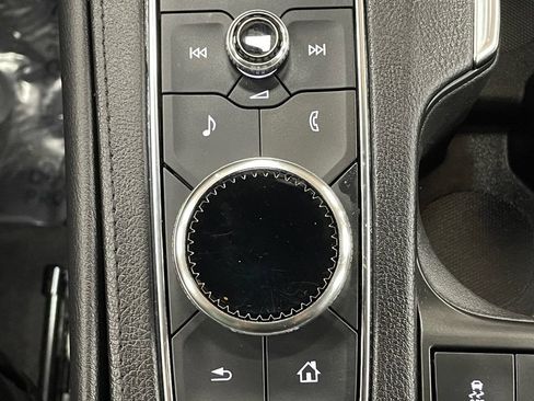 Used 2023 Cadillac XT4 Sport AWD/4WD image 35