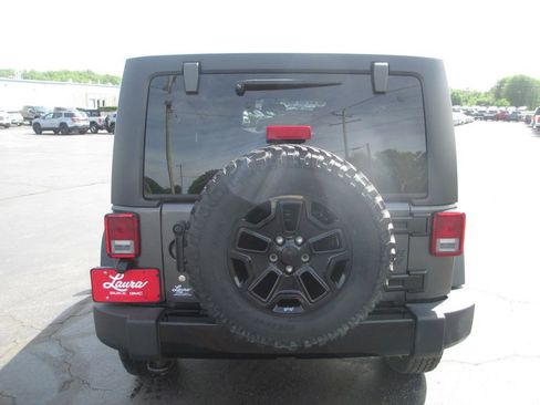 Used 2017 Jeep Wrangler Unlimited Sport AWD/4WD image 5