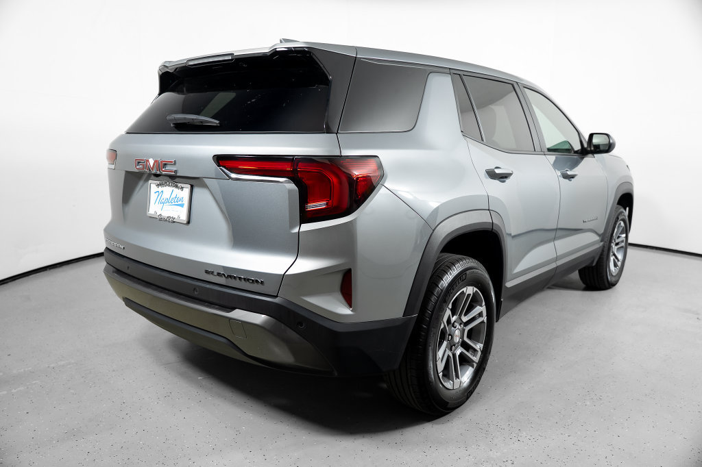Used 2026 GMC Terrain Elevation FWD image 9