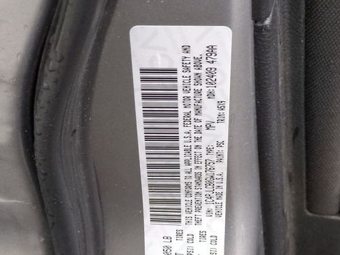 Used 2016 Jeep Cherokee Latitude w/ Comfort/Convenience Group image 40