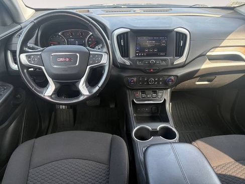 Used 2021 GMC Terrain SLE w/ Driver Convenience Package FWD image 10