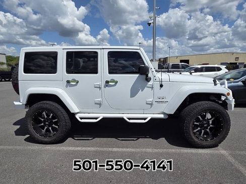 Used 2016 Jeep Wrangler Unlimited Sahara w/ Max Tow Package image 4