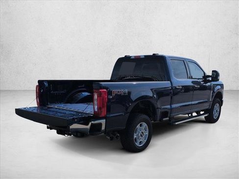 New 2026 Ford F250 XLT w/ FX4 Off-Road Package image 2