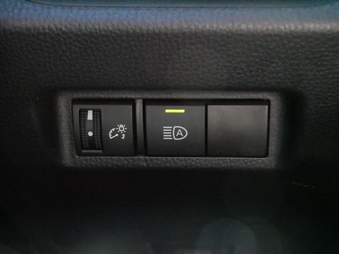 Certified 2025 Toyota RAV4 XLE AWD/4WD image 26