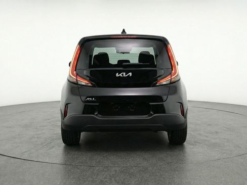 Used 2025 Kia Soul LX w/ LX Technology Package image 7