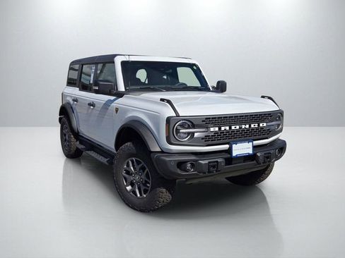 New 2025 Ford Bronco Badlands AWD/4WD image 1