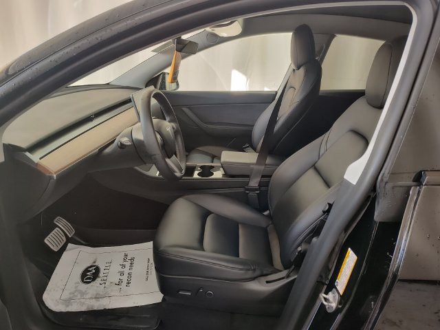 Used 2022 Tesla Model Y Performance AWD/4WD image 3