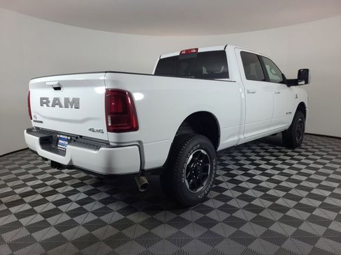 Used 2026 RAM 2500 Laramie AWD/4WD image 3