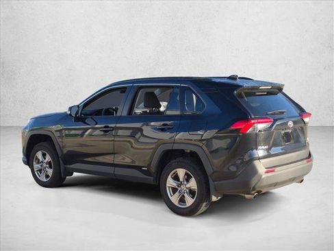 Used 2025 Toyota RAV4 XLE w/ Convenience Package AWD/4WD image 7