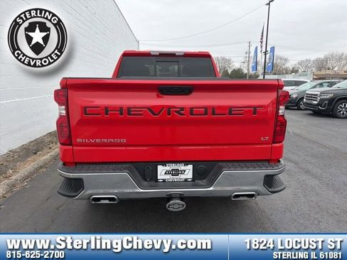 Used 2022 Chevrolet Silverado 1500 LT w/ Z71 Off-Road Package image 4