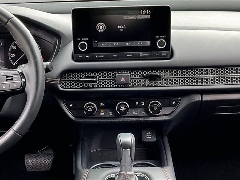 Certified 2025 Honda HR-V Sport image 10