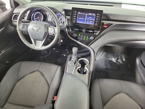 Used 2021 Toyota Camry LE image 14