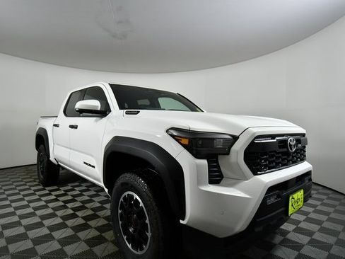 New 2025 Toyota Tacoma TRD Off-Road image 8