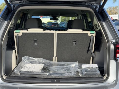 New 2026 Volkswagen Atlas SE image 10