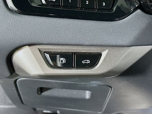 Used 2024 Lexus RX 350 Premium w/ Accessory Package (Z1) image 17