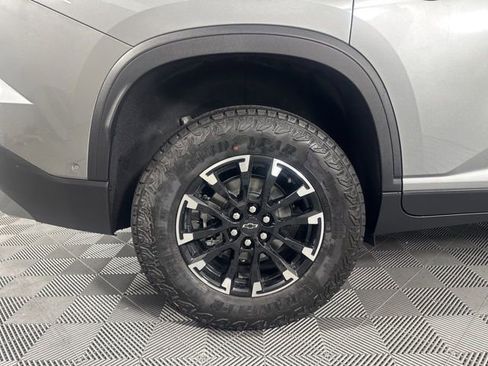 New 2026 Chevrolet Traverse Z71 w/ Enhanced Driving Package AWD/4WD image 11