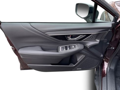 Used 2025 Subaru Outback Touring XT image 21