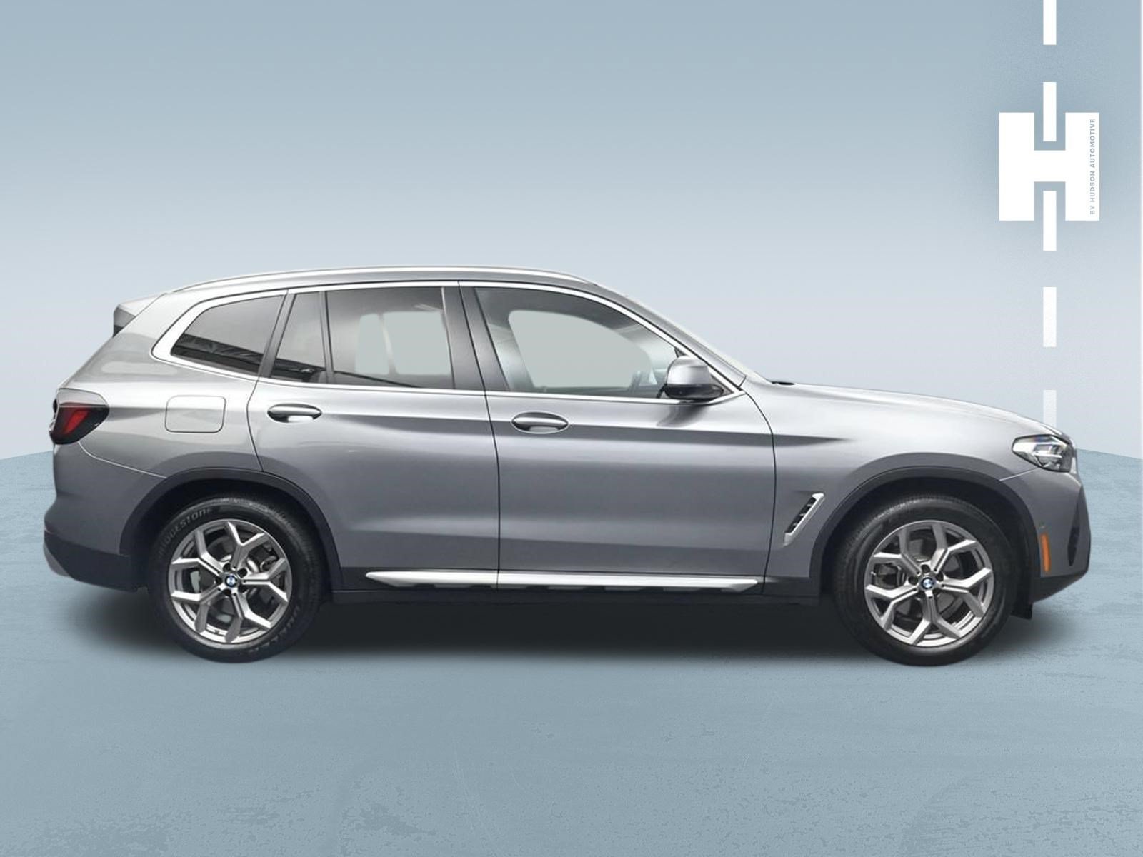 Used 2023 BMW X3 xDrive30i w/ Premium Package AWD/4WD image 3