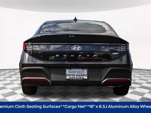 Certified 2026 Hyundai Sonata Blue FWD image 9