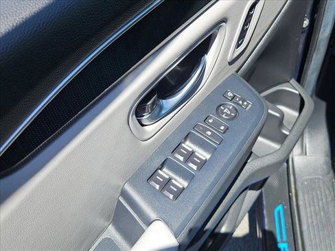 Used 2025 Honda Pilot Elite image 11