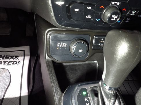 Used 2021 Jeep Renegade Latitude image 15