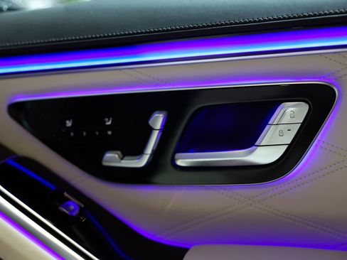 Used 2024 Mercedes-Benz Maybach S 580 Maybach S 580 4MATIC image 47