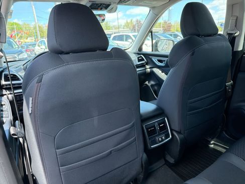 Used 2020 Subaru Forester Premium AWD/4WD image 19