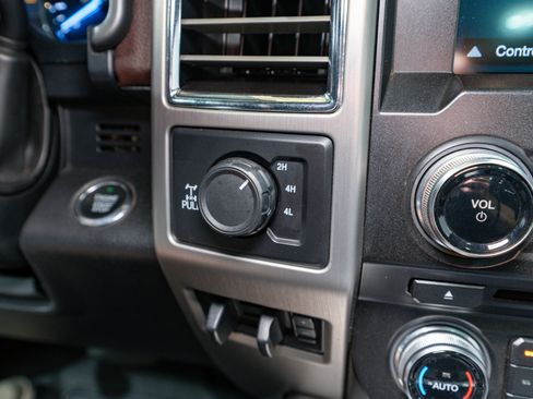 Used 2017 Ford F350 Platinum w/ Platinum Ultimate Package image 33