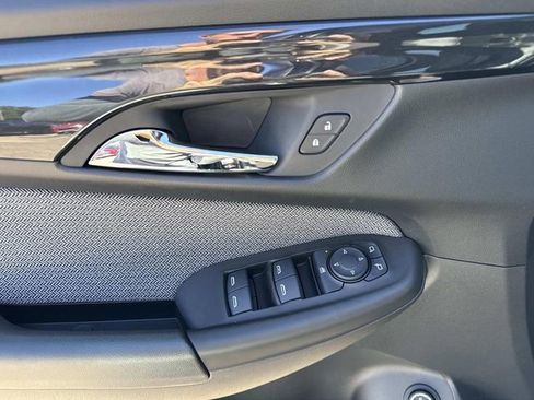 New 2026 Chevrolet TrailBlazer LT w/ Convenience Package FWD image 43