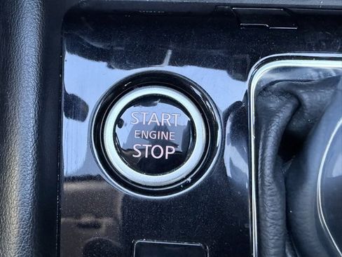 Certified 2024 Nissan Kicks SV image 17