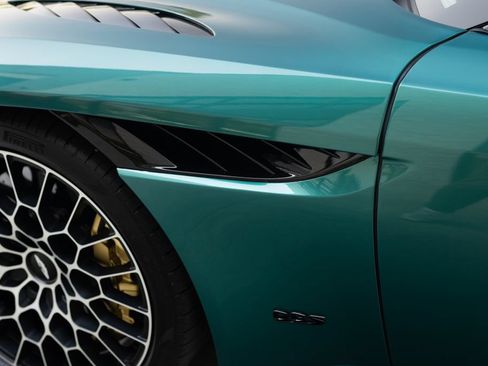Used 2023 Aston Martin DBS Superleggera Volante RWD image 8