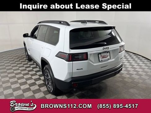 Used 2026 Jeep Cherokee Limited image 5