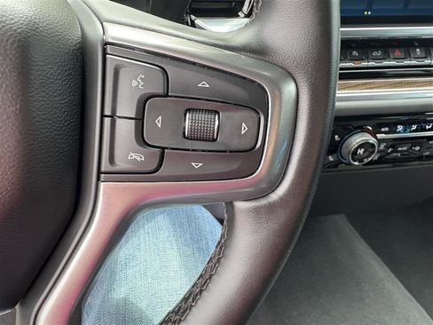 Used 2023 Chevrolet Silverado 1500 LT image 19