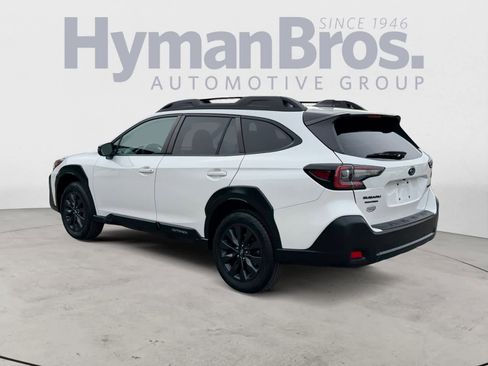 Used 2023 Subaru Outback Onyx Edition image 6