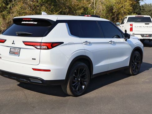 Used 2023 Mitsubishi Outlander SEL image 8