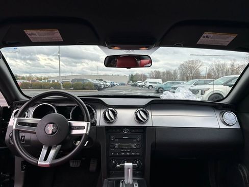 Used 2006 Ford Mustang GT Premium image 10