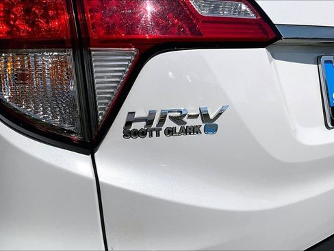 Used 2022 Honda HR-V EX image 23